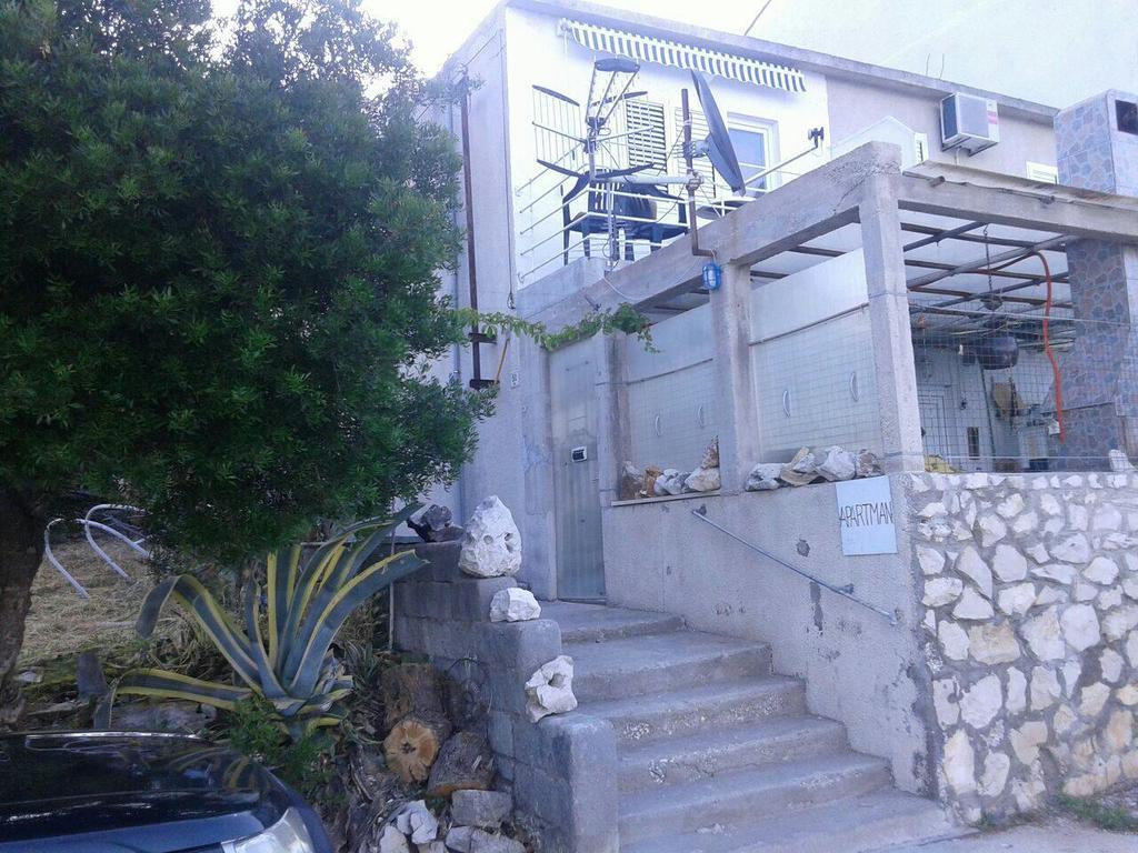 Apartment Vesna Milna  Exterior photo
